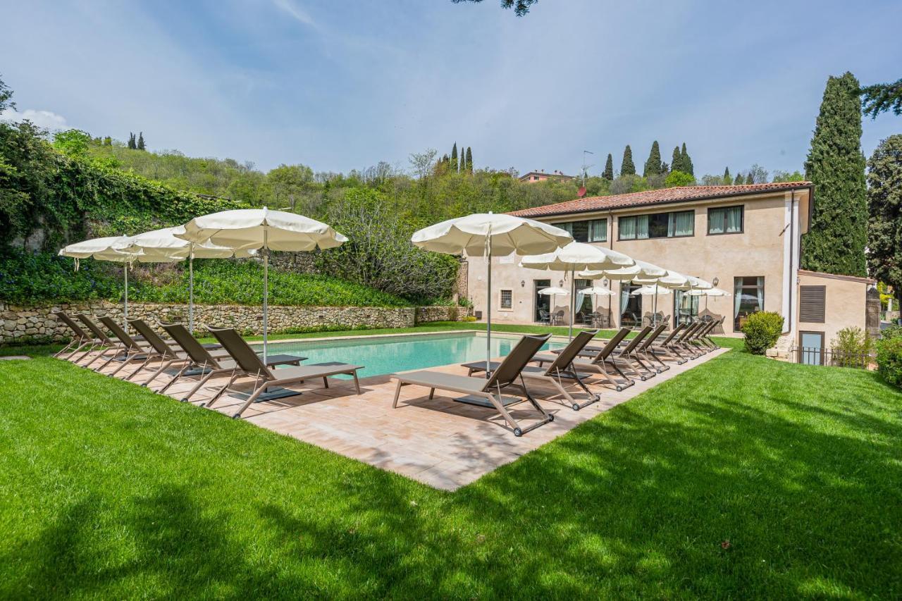Relais Le Coste Hotel Lavagno Bagian luar foto