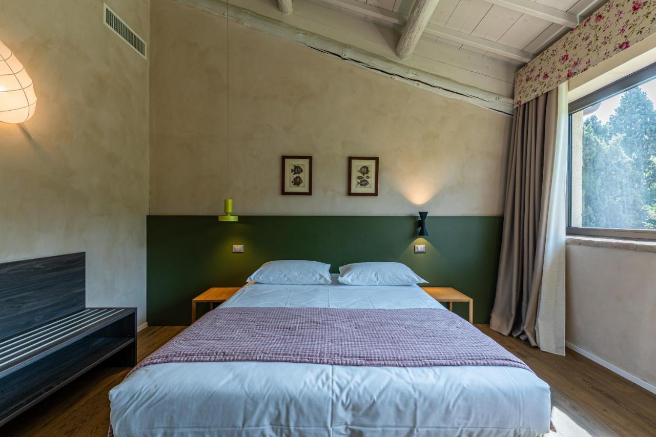 Relais Le Coste Hotel Lavagno Bagian luar foto