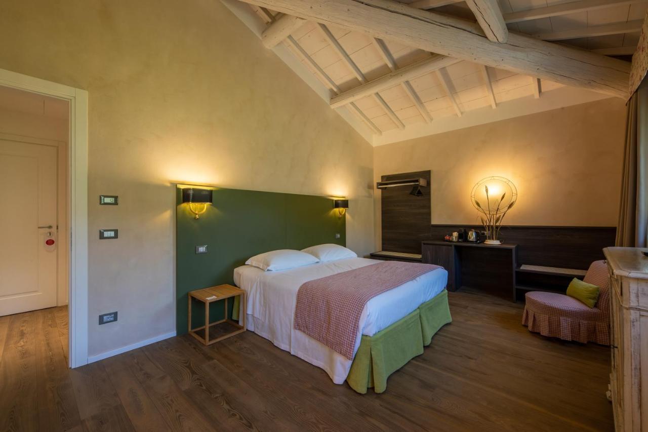 Relais Le Coste Hotel Lavagno Bagian luar foto