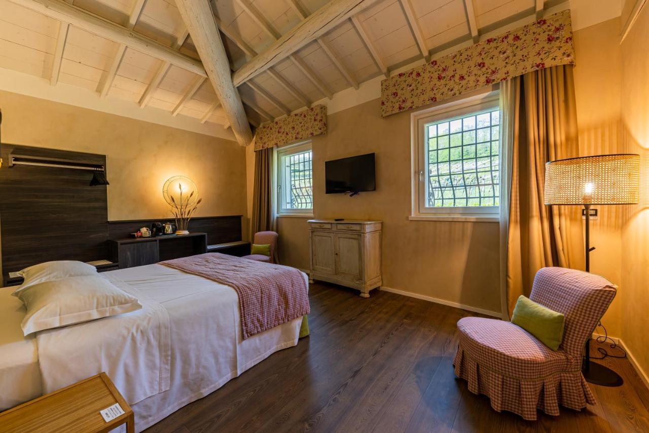 Relais Le Coste Hotel Lavagno Bagian luar foto