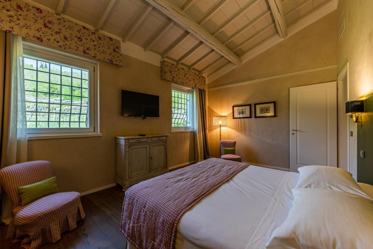 Relais Le Coste Hotel Lavagno Bagian luar foto